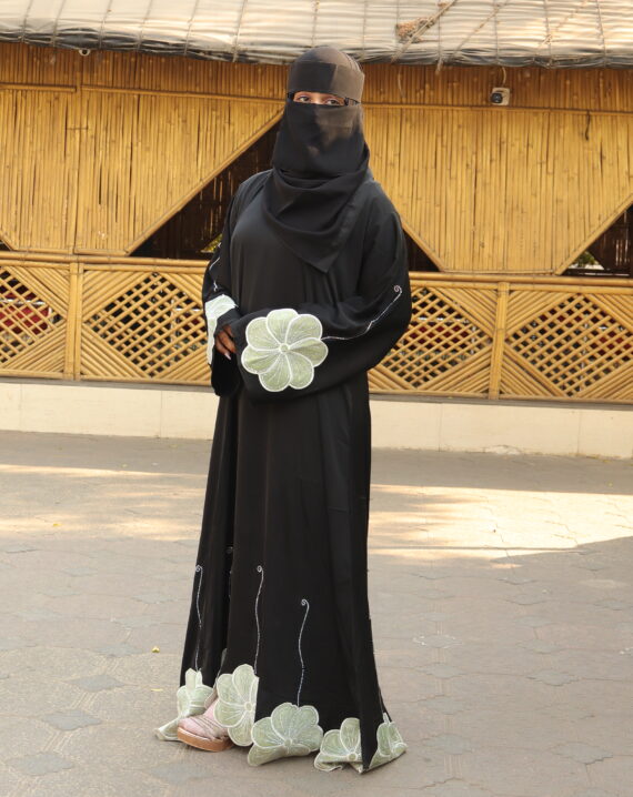 Maxi Velvet Flower - Image 2